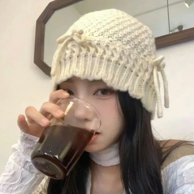 乘风而上的她海报